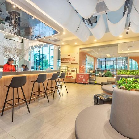 Buri Sriphu Hotel Хат Яй Екстериор снимка