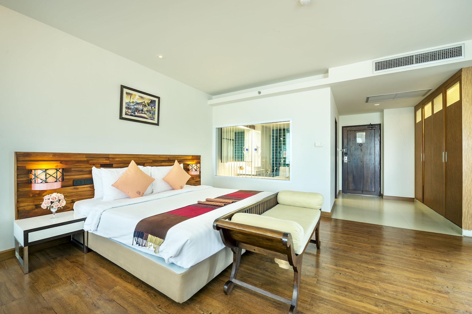 Buri Sriphu Hotel Хат Яй Екстериор снимка