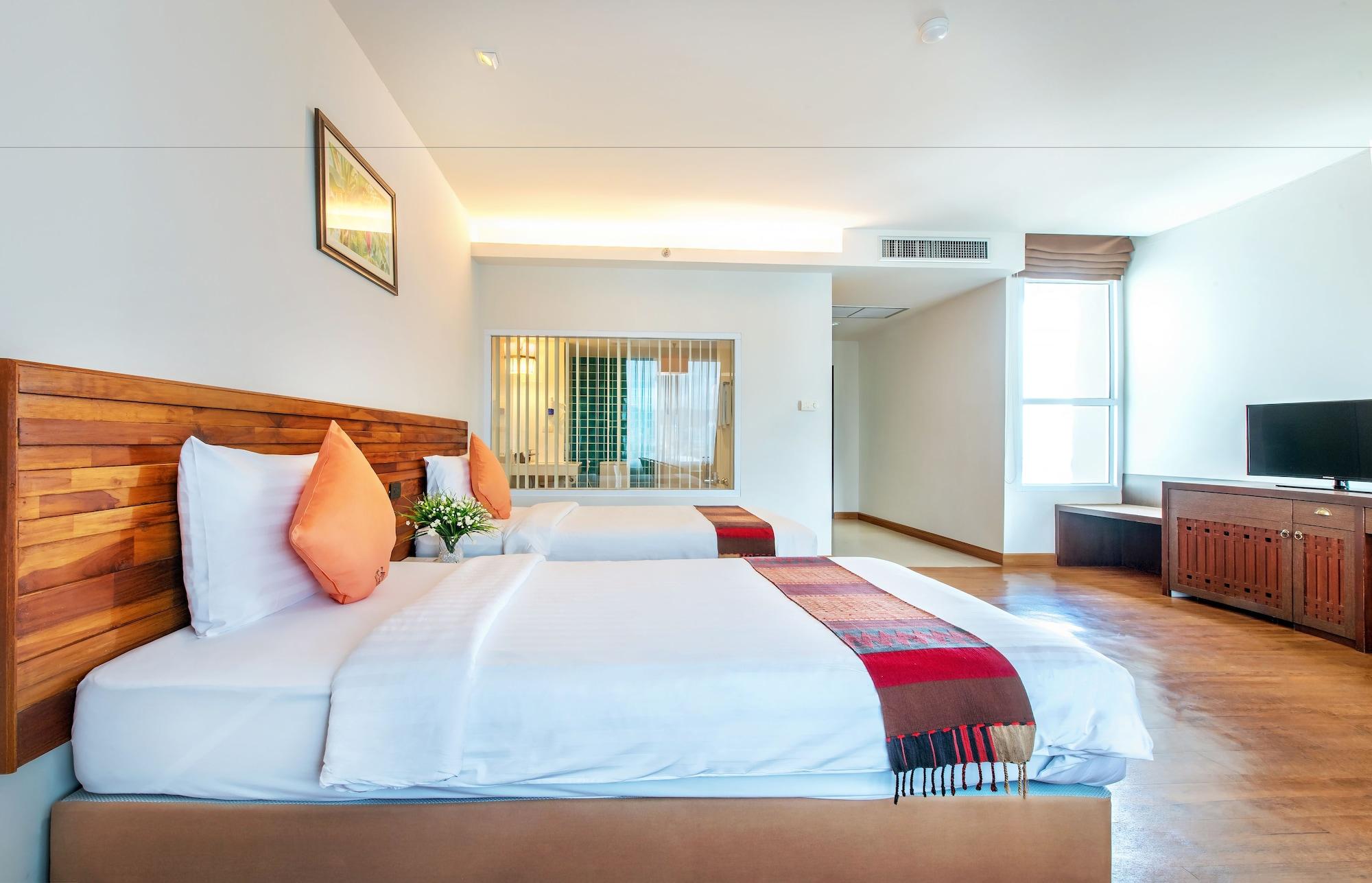 Buri Sriphu Hotel Хат Яй Екстериор снимка