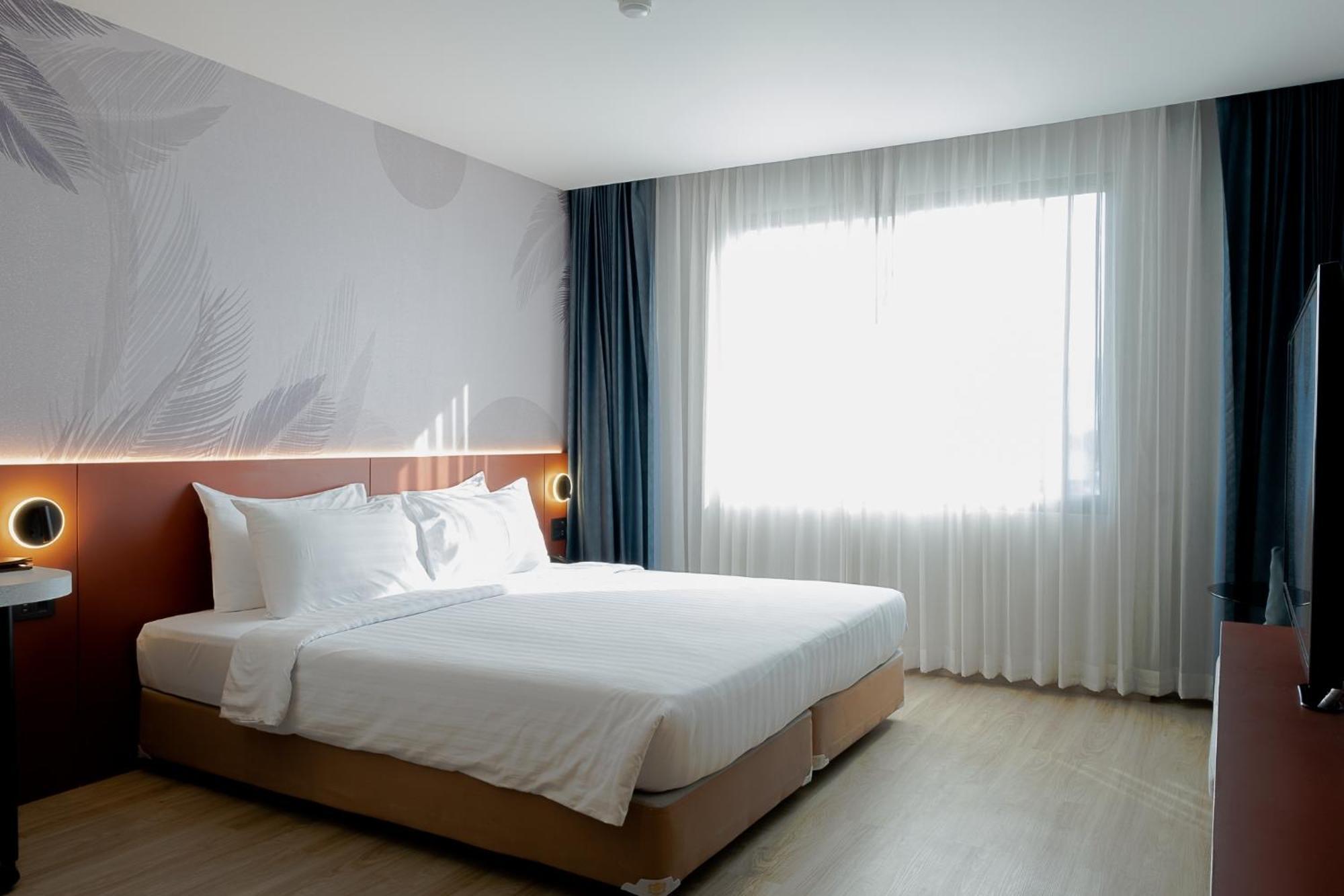 Buri Sriphu Hotel Хат Яй Екстериор снимка
