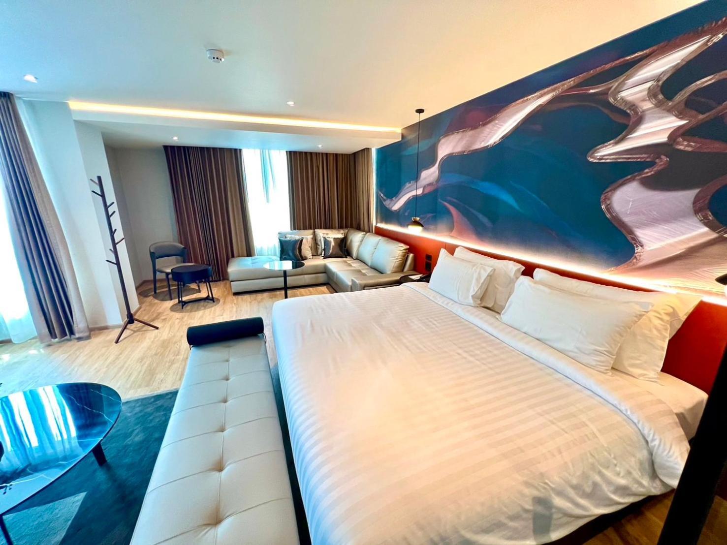 Buri Sriphu Hotel Хат Яй Екстериор снимка
