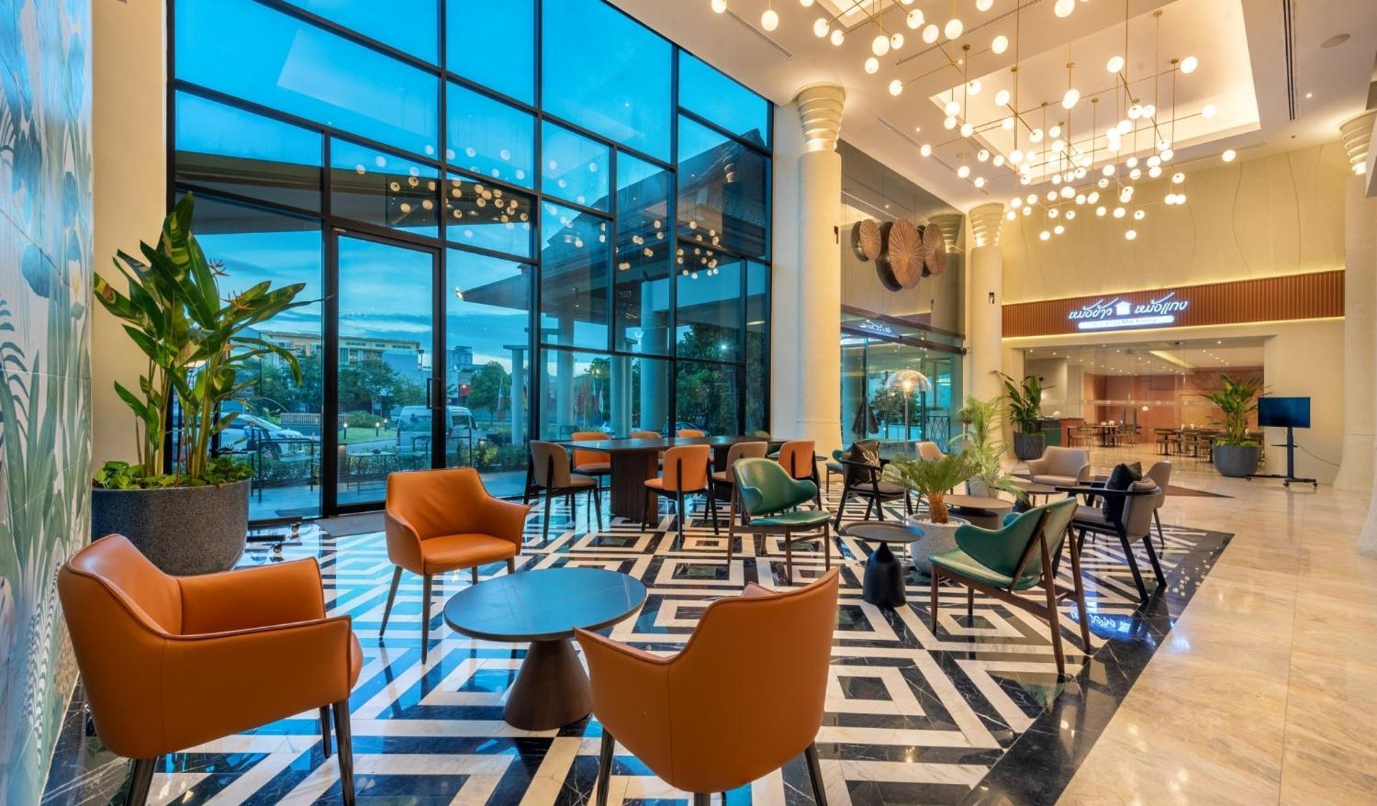 Buri Sriphu Hotel Хат Яй Екстериор снимка