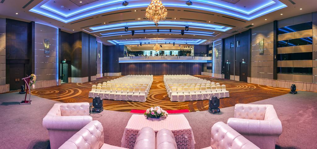 Buri Sriphu Hotel Хат Яй Екстериор снимка