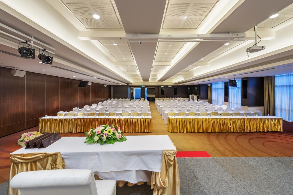 Buri Sriphu Hotel Хат Яй Екстериор снимка